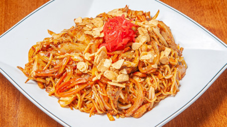 N10. Spicy Garlic Yakisoba