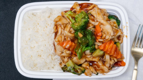 Chicken With Broccoli Jiè Lán Jī （Xiǎo）