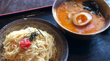 39. Traditional Dipping Ramen Rì Běn Rén Qì Zhān Miàn