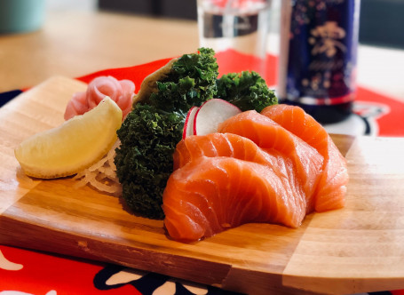 Salmon Sashimi (4 Pc)