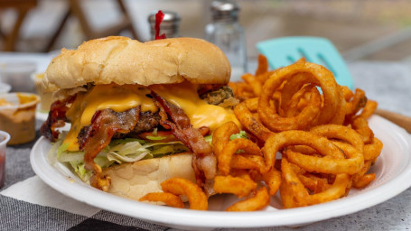 Bacon Nacho Burger