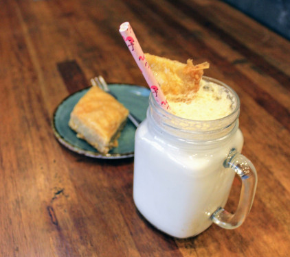 Baklava Milkshake