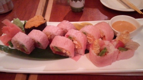 Pink Lady Roll (8 Pcs)