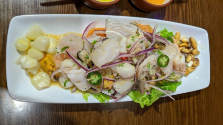 #3. Ceviche Mixto