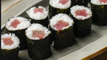 Tuna Roll (8Pc)