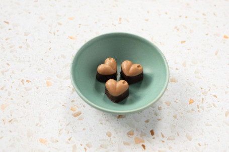 Almond Whiskey Cream Truffles