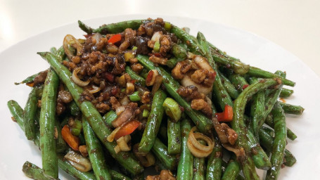 Pan-Fried Green Bean With Minced Pork Gàn Biān Sì Jì Dòu