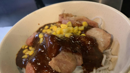Pork Chop Rice Noodle Soup With Black Pepper Sauce Hēi Jiāo Zhū Bā Tāng Mǐ Xiàn