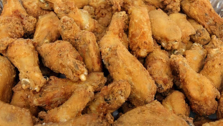 Party Wings Only (100 Pieces)
