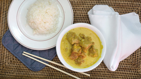 Beef Brisket Curry With Rice Kā Lī Niú Nǎn Fàn