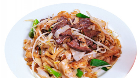 Pan Fried Rice Noodle With Sliced Beef Gān Chǎo Niú Hé