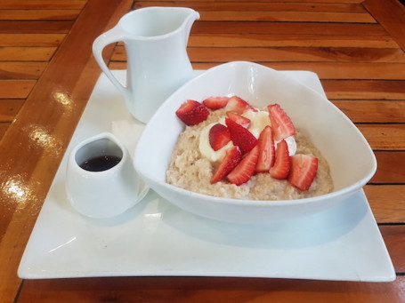 Homemade Porridge With Coconut Yogurt