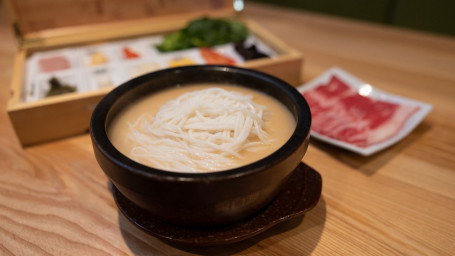 Original Beef Rice Noodle Yuán Wèi Féi Niú Mǐ Xiàn