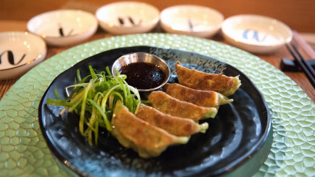 A5. Veggie Gyoza (5)