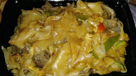 N40. Drunken Noodles