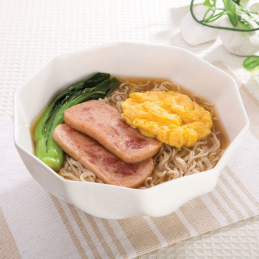 Dǐng Jí Wǔ Cān Ròu Huá Dàn Gōng Zǐ Miàn Luncheon Meat And Scrambled Eggs Instant Noodle