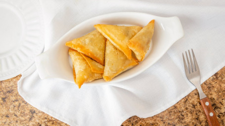 Veggie Samosa (6)