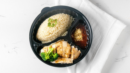 9. Boneless Hainanese Chicken With Rice Zhāo Pái Wú Gǔ Hǎi Nán Jī Fàn