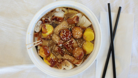 7. Curry Fish Ball Noodle In Soup Kā Lí Yú Dàn Mǐ Xiàn