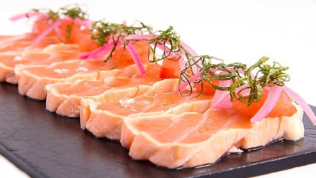 Salmon Tataki (8)