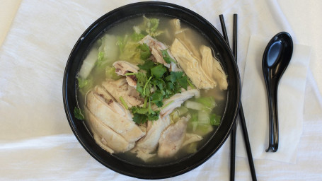 12. Boneless Hainanese Chicken With Chicken Soup Combo Qīng Jī Tāng Hǎi Nán Jī Miàn Tào Cān