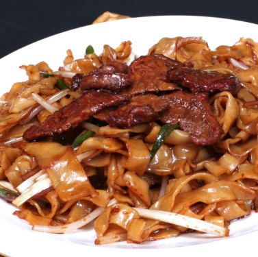 Gàn Chǎo Niú Hé Cantonese Fried Beef ‘Ho-Fun’