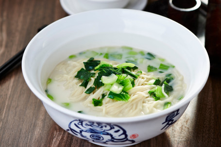 Qīng Cài Wēi Miàn Braised Noodles With Vegetables