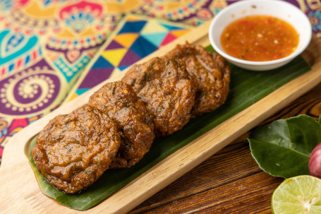 Fried Fish Cake (4Pcs) Tài Shì Zhà Yú Bǐng