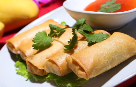 Crispy Pork Spring Rolls (5Pcs) Cuì Zhà Zhū Chūn Juǎn