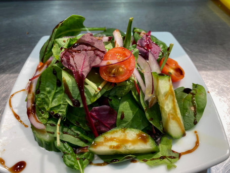 Green Salad Single Portion Minimum 3 Types Of Lettuce]