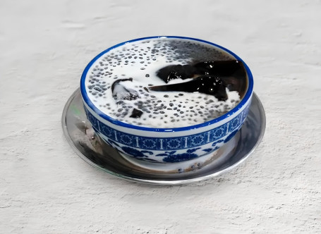 Xiān Cǎo Dòng Hēi Zhēn Zhū Lán Xiāng Zi Basil Seeds In Coconut Milk With Grass Jelly