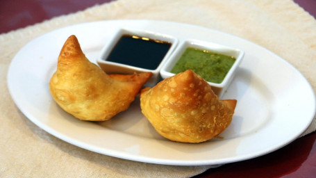 A1. Vegetable Samosa