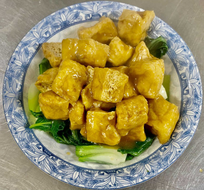 Fried Pak Choi With Tofu Yóu Cài Shāo Dòu Fǔ