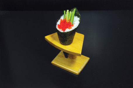 S48 Tobiko Temaki (Flying Fish Roe) Fēi Yú Zǐ Shǒu Juǎn