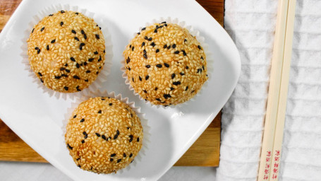 153. Deep Fried Glutinous Balls With Sesame Cuì Pí Jiān Duī