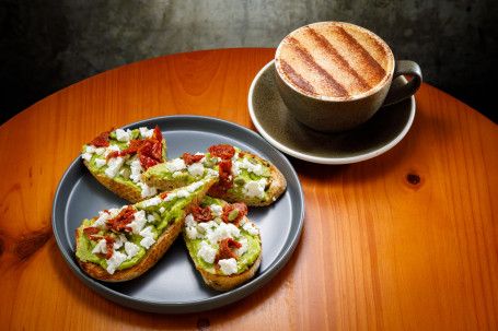 Signature Combo 1: Avosmash Or Bagel Sandwich Regular Coffee Niú Yóu Guǒ Bèi Guǒ Kā Fēi