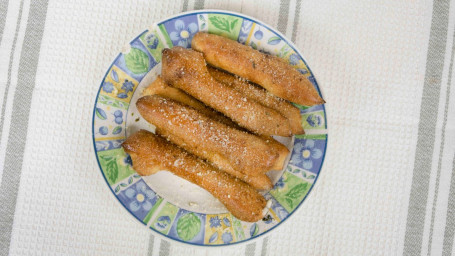 Garlic Bread Sticks (8)
