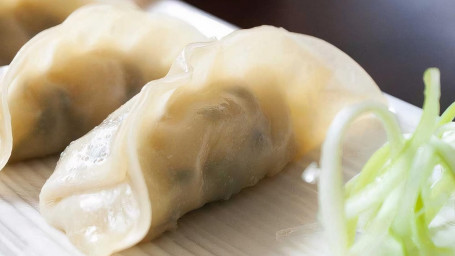 6. Shrimp Dumpling (8)