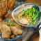 xiāng sū pái gǔ yóu miàn Crispy Pork Ribs with Noodles