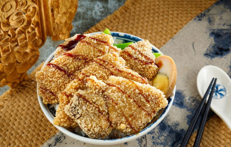 Xiāng Sū Pái Gǔ Fàn Crispy Pork Ribs With Rice