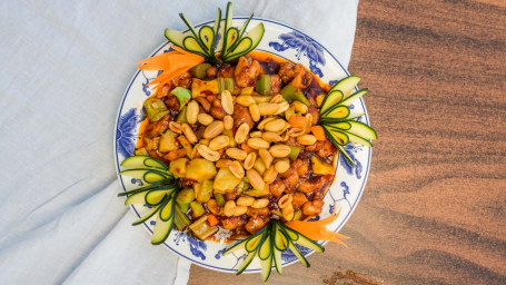 C14. Poulet Kung Pao