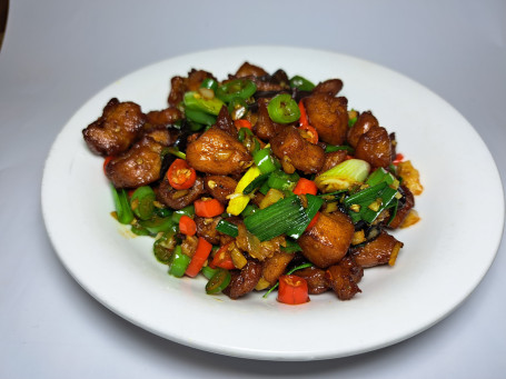 Jiāo Má Wú Gǔ Jī Dīng Zhōng Là) Spicy Tingling Chicken Cubes No Bone)