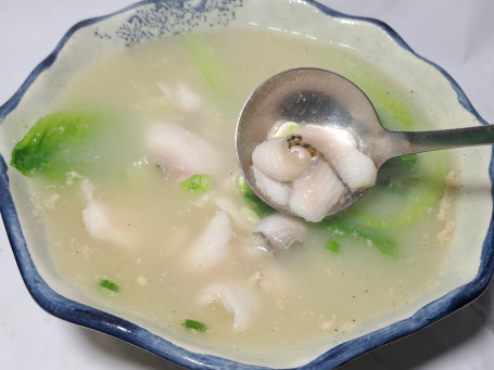 Hú Jiāo Yú Tāng Zhǔ Wú Gǔ Yú Piàn Èr Rén Fèn Liàng Pepper Boneless Fish Broth