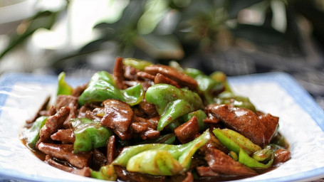 Qīng Jiāo Tǔ Fěi Zhū Gān Stir Fried Pork Liver Slices With Green Pepper