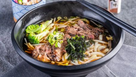 46. Beef Udon Soup Niú Ròu Wū Dōng Miàn