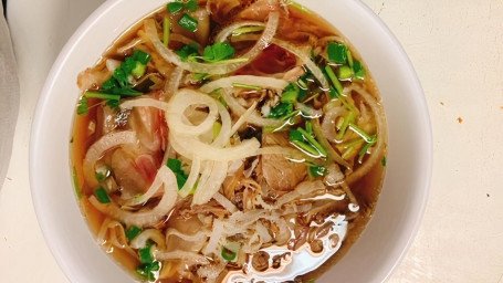 373. Hue Style Beef Rice Noodle Soup