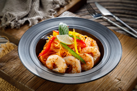 Tài Shì Suàn Xiāng Dà Xiā Chǎo Yì Fěn Thai Garlic Prawn Spaghetti