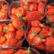 Pavlova de fraises Garriguette, glace mascarpone et Chantilly
