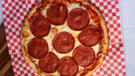 Large 8 Slice Pepperoni Pizza 15