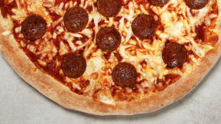 Pizza Au Pepperoni Au Jacquier, Croûte Fine Authentique Moyenne